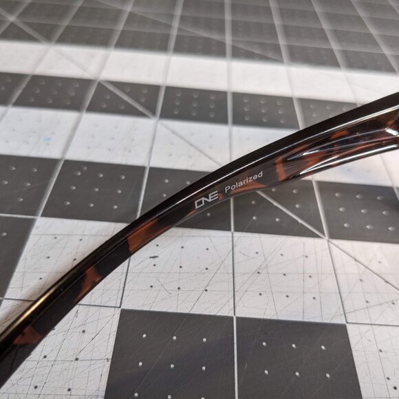 ONE Polarized Sunglasses - Venture (Optic Nerve) - Tortoise / Brown - Picture 4 of 9